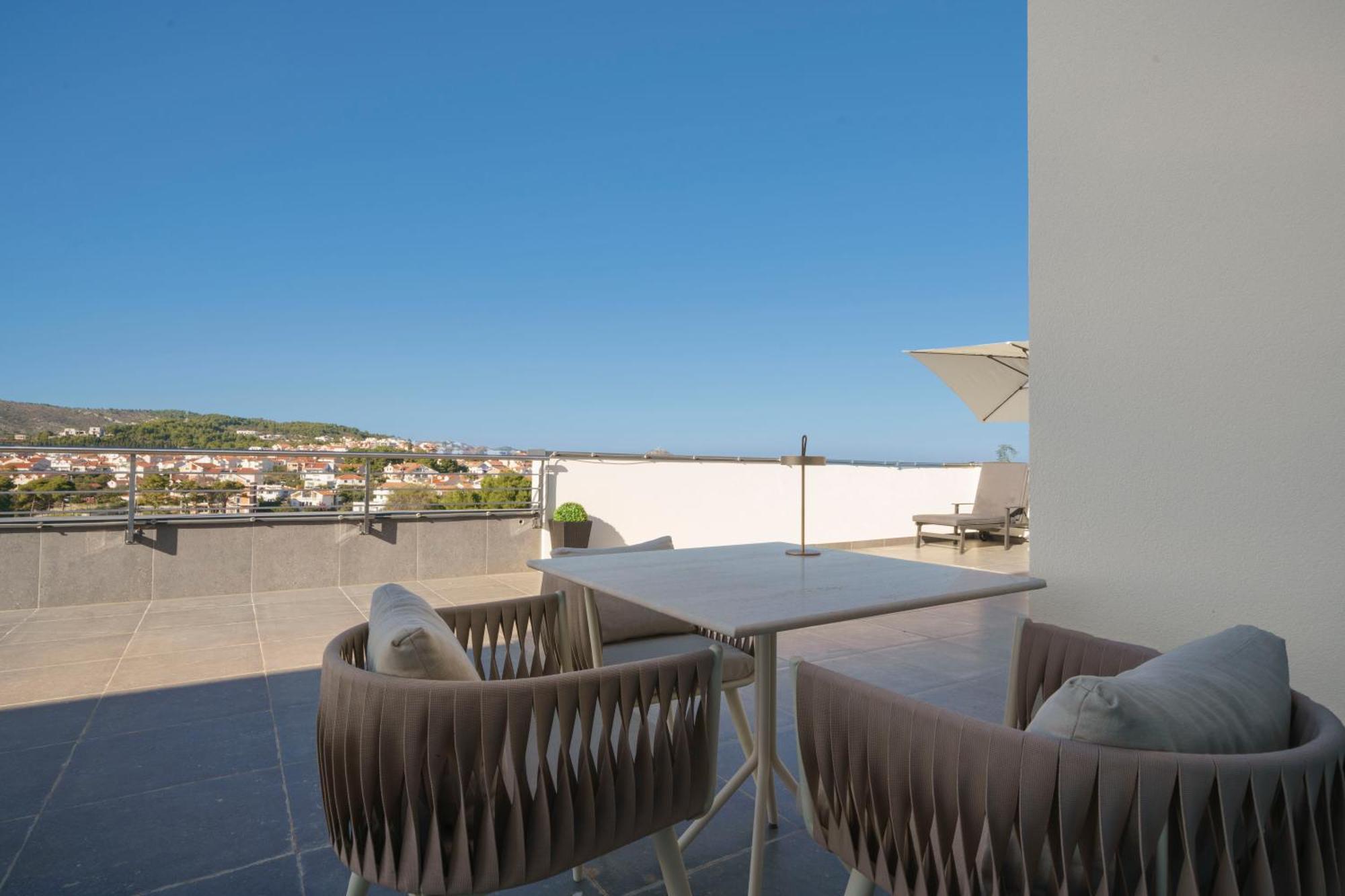 Seesea Hotel Vodice Exterior foto