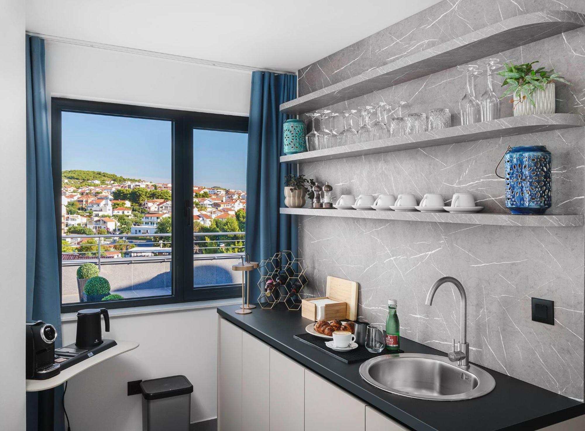Seesea Hotel Vodice Exterior foto