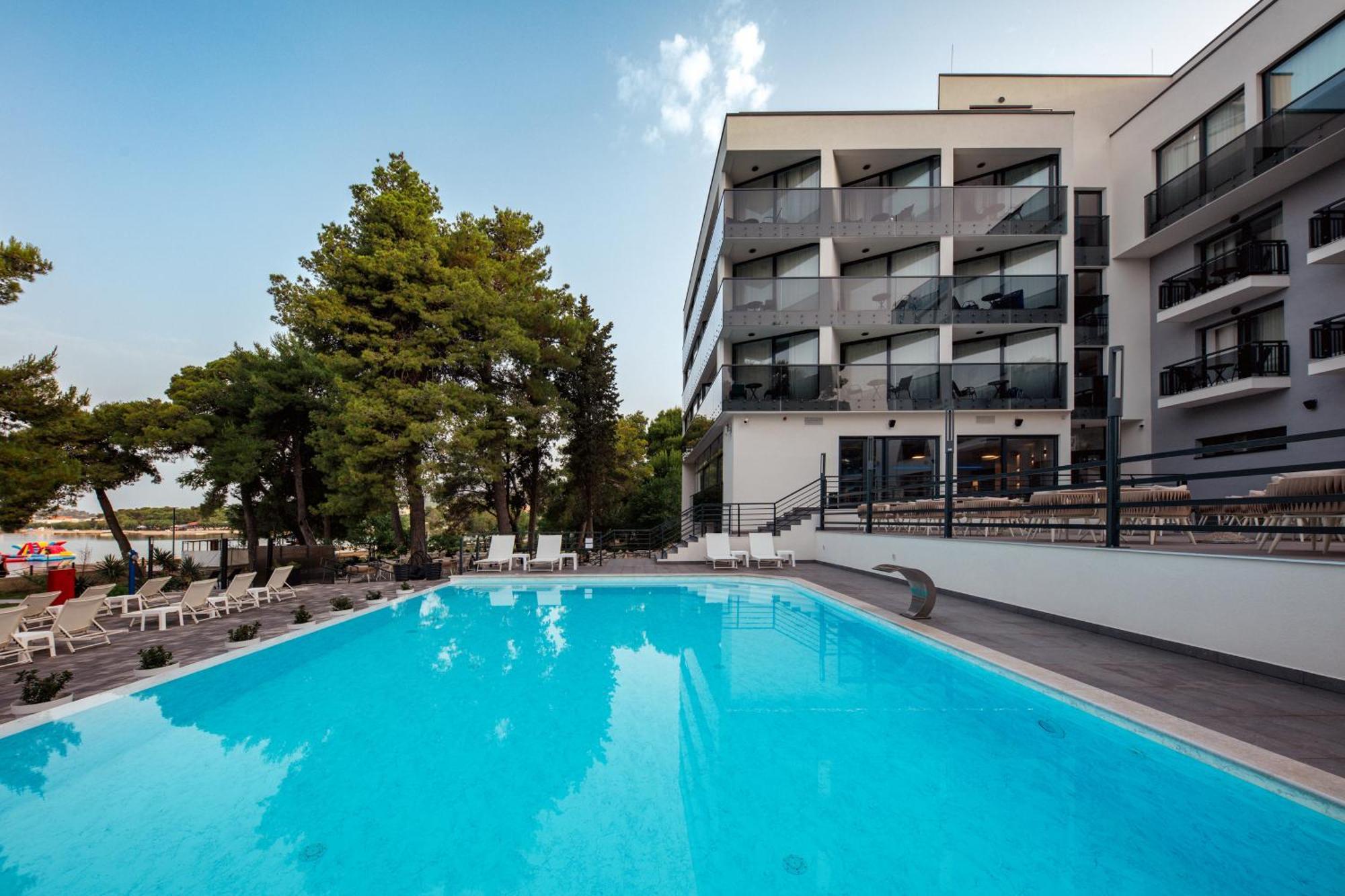 Seesea Hotel Vodice Exterior foto