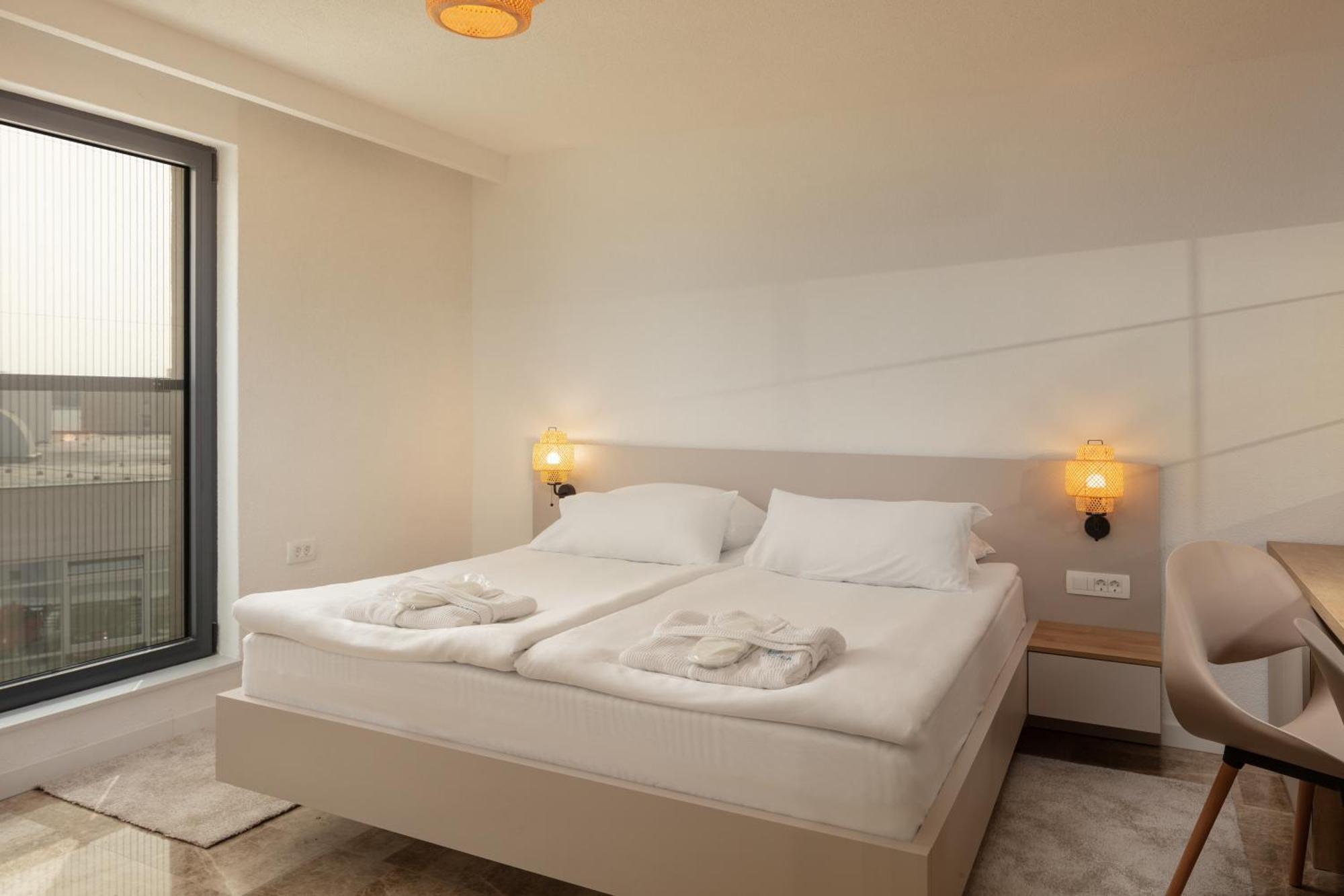 Seesea Hotel Vodice Exterior foto